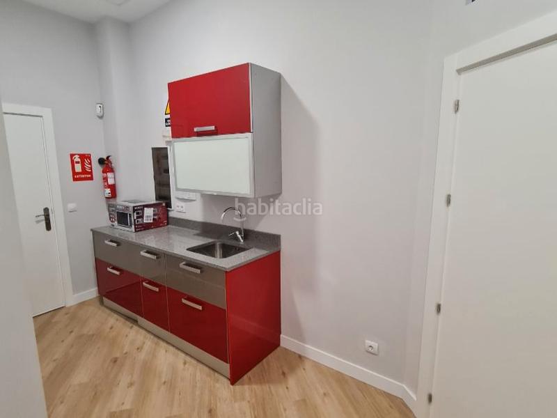 Foto f0309b43-d260-40f3-8147-ca3af8e7e82b. Location bureau dans urreta kalea 9dup dans Galdakao