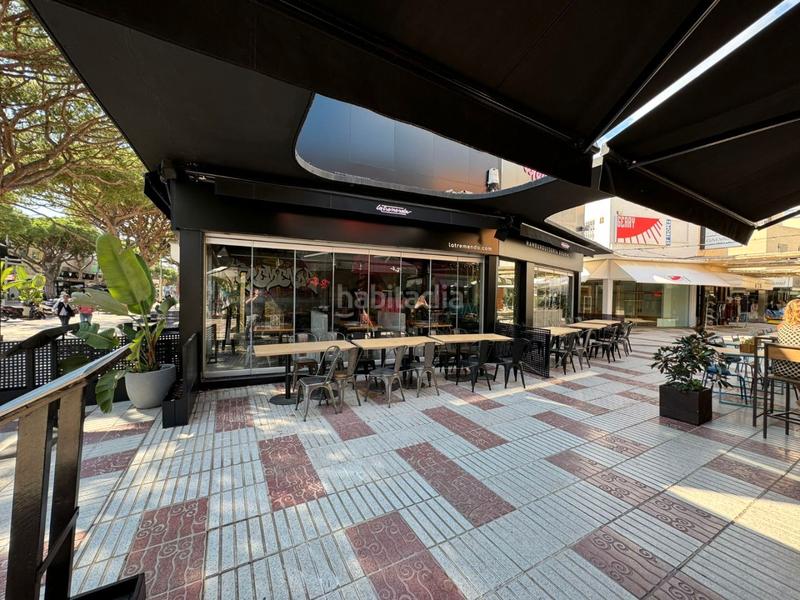 Foto 9c0c63d7-522e-4d23-aae6-d1ed8f9b71d0. Location local commercial dans avenida sagaro 46 dans Platja d´Aro