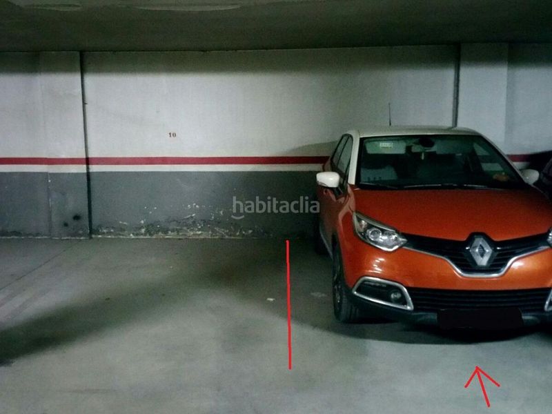 Foto 874adf0b-6384-480c-9dc5-5a85f2c25d58. Parking coche en calle jaen 32 plaza garaje fácil acceso coche mediano-grande en Linares