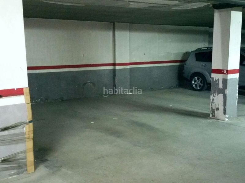 Foto e27828ae-ff2c-414a-ad5f-779575c1cd5c. Parking coche en calle jaen 32 plaza garaje fácil acceso coche mediano-grande en Linares