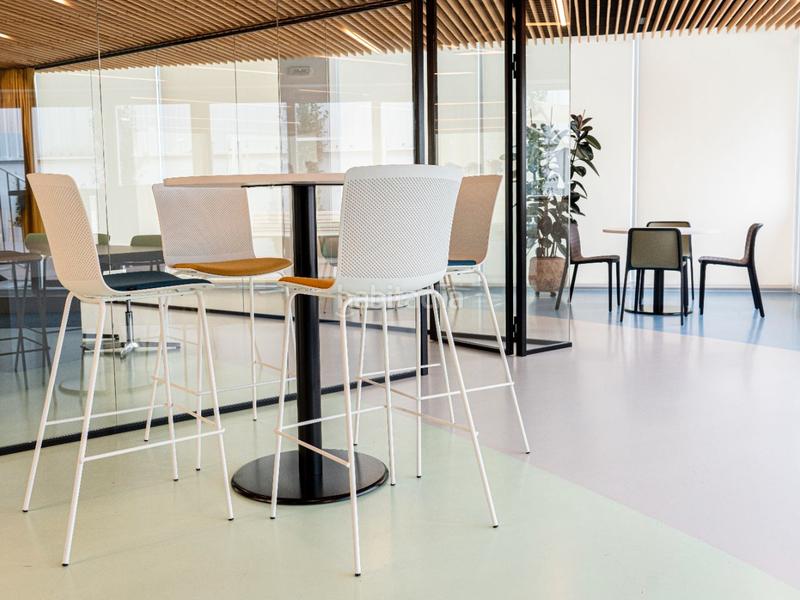 Foto 588504a7-f641-45fc-b3aa-28dd615fbdb0. Miete büro in fragua 5 in Norte-Universidad Móstoles