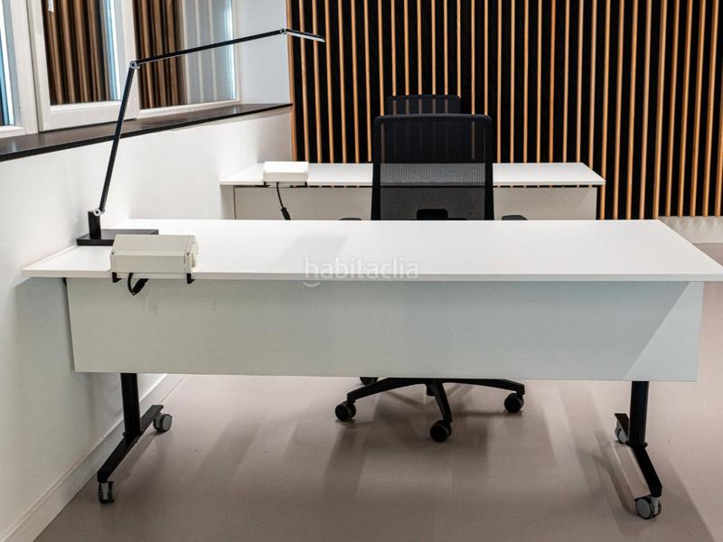 Foto 23bf30aa-426e-4b42-8a6a-9b330231a0f8. Rent office space in fragua 5 in Norte-Universidad Móstoles