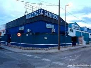 Location Local commercial à C/ météorito 12. Ofrecemos nuestra discoteca para eventos