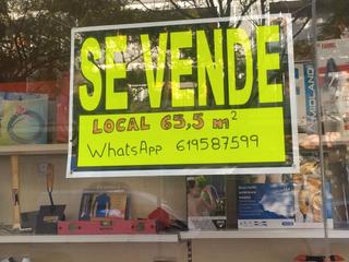 Local commercial à Enric morera 64. Vendo local comercial en riera seca