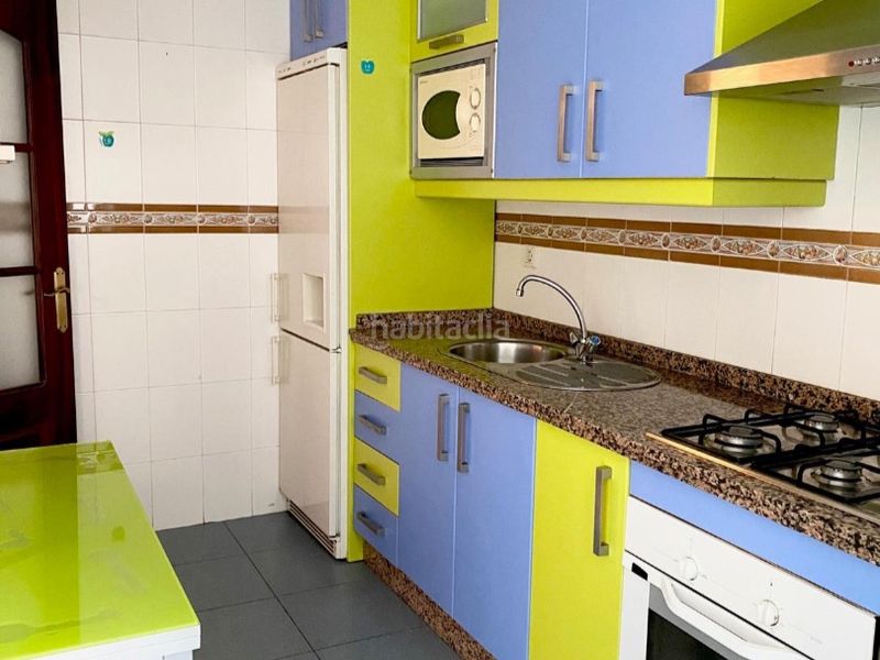 Foto 25c101e3-6778-46b0-b59a-933f85c1c1ca. Rent flat in paco miranda 13 in El Ejido Málaga