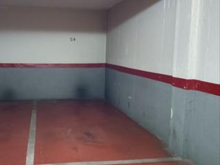 Lloguer Aparcament cotxe a Ronda de buenavista  27. Plaza económica
