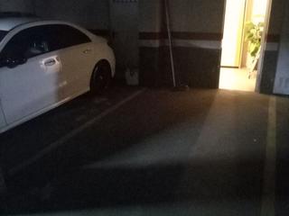 Lloguer Aparcament cotxe a Plaça de benicalap 2. Graraje mas trastero