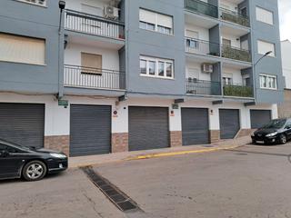 Local Comercial a Palmeres 3. Oportunidad!!!gran local en zona inmejorable de montroi