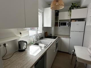 Miete Etagenwohnung in Calle de san juan bosco 88. Piso renovado en 2024