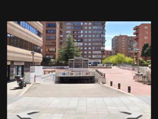 Parking coche en Rey juan carlos 1 82
