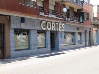 Local commercial à Calle manuel diz 11. Exterior . toda la manzana