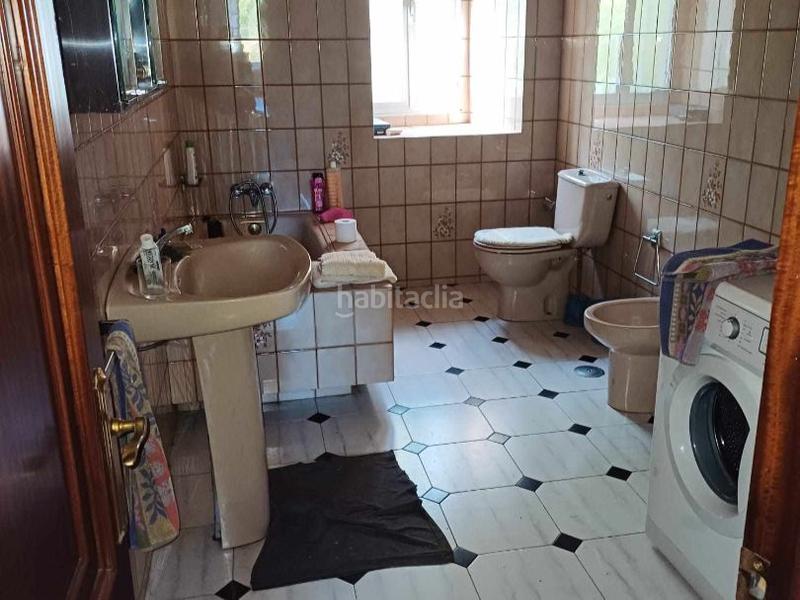 Foto 364117f2-5166-4495-aac1-e4f13687a2b8. Casa adossada a lugar pousadoiro 1 a Cariño