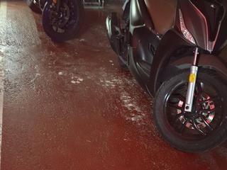 Rent Motorcycle parking in Casp  123. Parking para moto