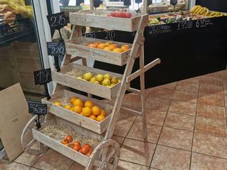 Transfer Business premise in Carrer del general moragues 82. Se traspasa frutería en reus