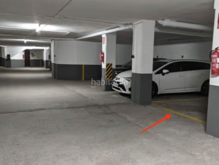Foto 97597d3c-61f7-4932-a2fc-940a11a146b4. Miete autoparkplatz in rúa de salvador allende 6 in Vigo