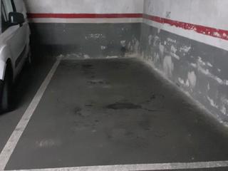Car parking in Carrer de la providència 37. Venta párquing en pleno centro de gràcia