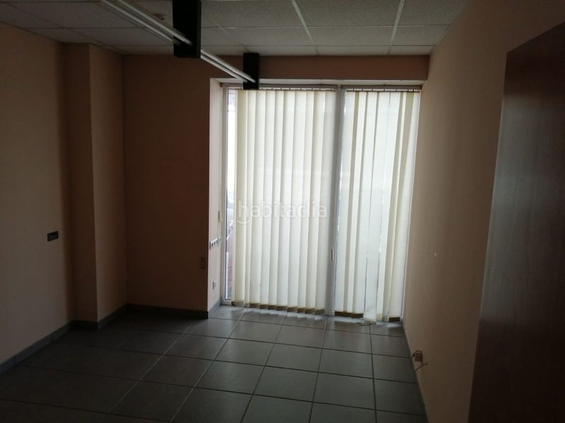 Foto 147b83f5-6f62-4ba5-91ff-141b5b14353e. Rent business premise in puig rom 122 in Centre Roses