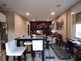 Etagenwohnung in Paseo maragall 134. Dormitorio con bañera