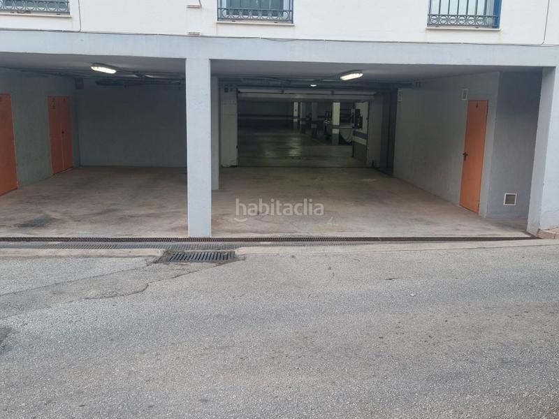 Foto 22cf3be5-7e7b-44d1-beb0-edf46a55bb10. Location parking voiture dans avenida carbonera 1 dans Alfàs del Pi (l´)