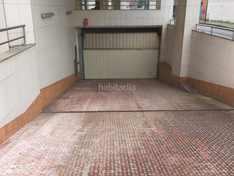 Foto 432ec4fc-4017-451e-a61d-b929353b80bc. Lloguer aparcament cotxe a calle mariano pola 14 a Gijón