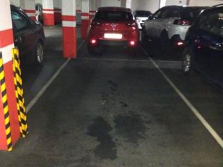 Miete Autoparkplatz in Calle mariano pola 14. Alquiler de plaza de garaje en playa de gijón