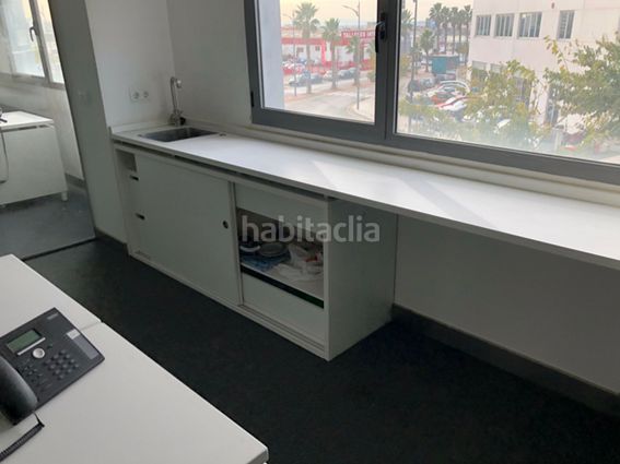 Foto 913a625d-d9c7-43c4-a7e4-a33aedcaf36b. Büro in carboner 12 in Fuente del Jarro Paterna