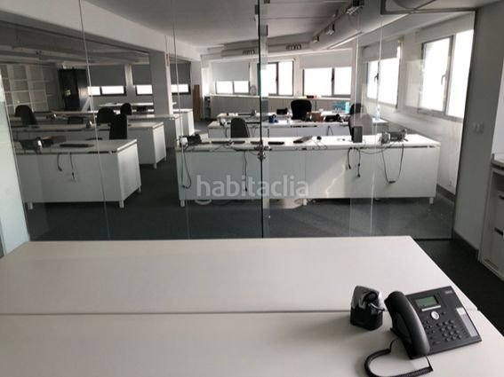 Foto eb7e9410-d32e-4865-b6a3-5b7a34d79339. Büro in carboner 12 in Fuente del Jarro Paterna