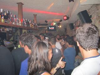 Rent Business premise in Calle don juan josé fulladosa 17. Alquiler de disco pub en peñiscola