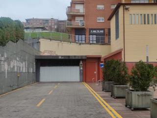 Aparcament cotxe a Arteaga 31. Parcela 113 nivel calle , maniobra cómoda