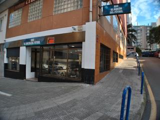 Local commercial à General dávila 312. Oportunidad venta local bar