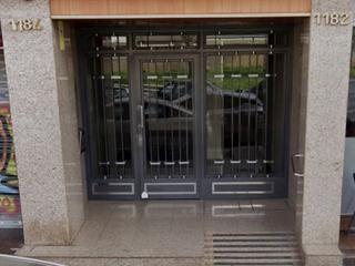 Pis a Gran via de les corts catalanes 1182. Piso en venta metro besos