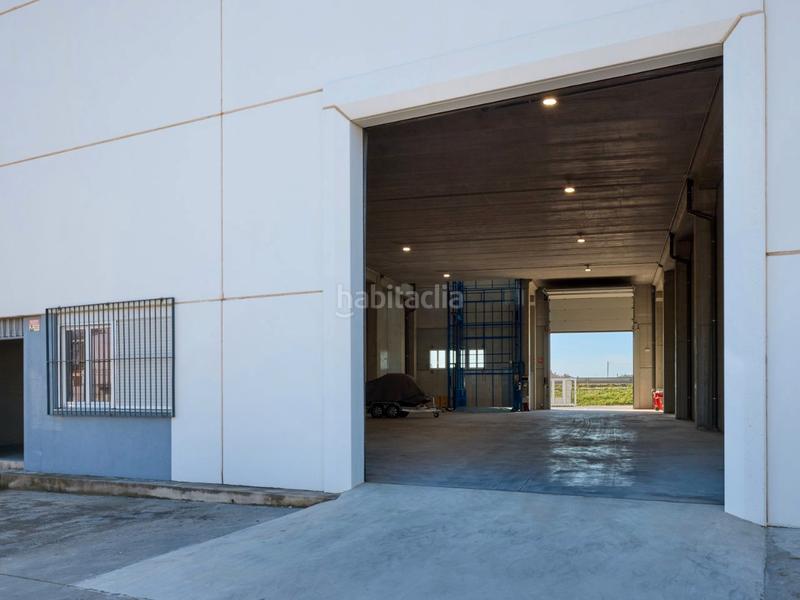 Foto 415aaee8-1022-4539-8b3c-7e9a947130cc. Alquiler nave industrial en calle llevante 42 nave alquiler figueres en Vilamalla