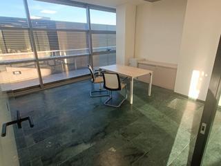 Alquiler Oficina en Cami dels reis 168. Despacho disponible en oficina de profesionales