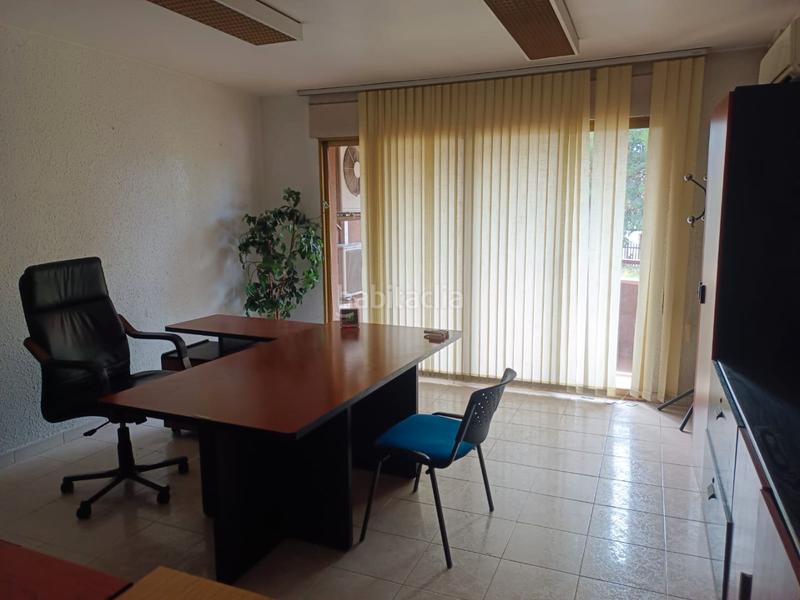 Foto d8f03a7e-f2f8-4398-84b0-da4053def617. Affitto locale commerciale in c/ ronda reus 9 in Centre Tortosa