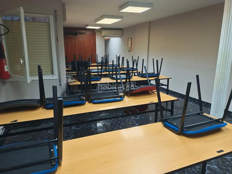 Foto 8e878b3b-49ec-4c77-8253-284d75011eb9. Location local commercial dans c/ ronda reus 9 dans Tortosa