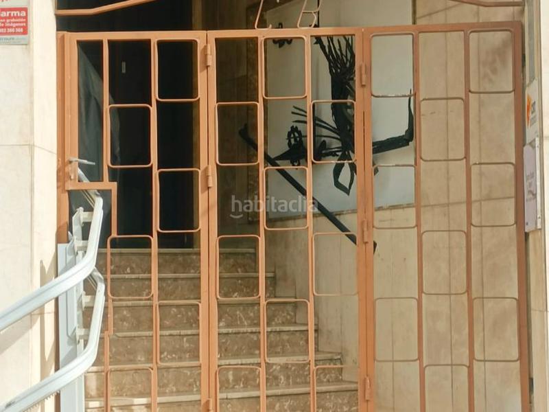 Foto 25ff00b6-a17e-42a6-8ac5-97bc1065ea04. Rent business premise in c/ ronda reus 9 in Centre Tortosa