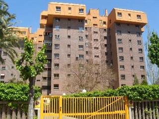 Lloguer Aparcament cotxe a Carrer sant bartomeu 16. Garaje en parking del campello playa junto al lidl