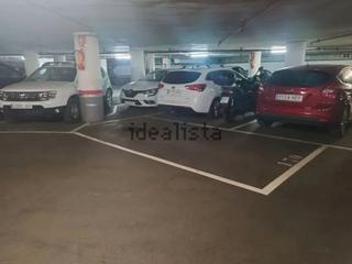 Miete Motorradparkplatz in Carrer d'olesa 53. Parking grande de moto