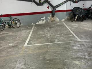 Lloguer Aparcament cotxe a Provença 103. Alquiler parking