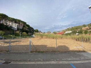 Terrain résidentiel à Carrer de la rajoleria 2. Parcela en segunda línea de mar en sant pol de mar
