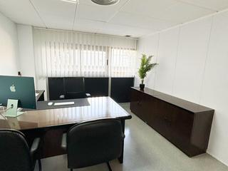 Lloguer Oficina a Vilallonga  70. ¡alquila tu espacio de trabajo en nuestro coworking!