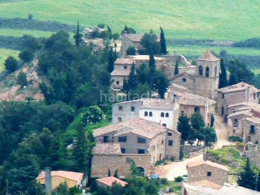 Foto f1ae8035-85b7-44ee-bd31-2b06867d0163. Masia a carrer plaça 48 a Cornudella de Montsant