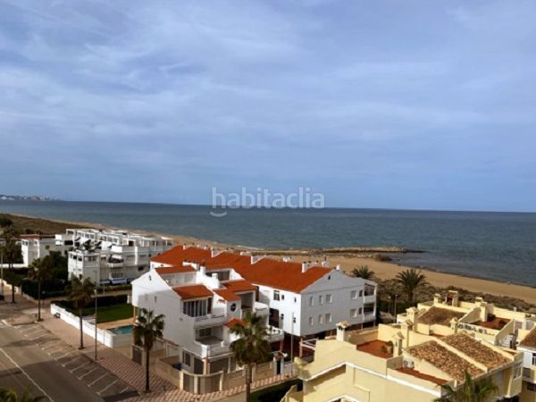 Foto 6ea4b35b-7ada-4f4c-81f7-28185b3ab9c5. Alquiler ático en avenida de la mota 39 ático a 40 m de la playa con espectaculares vistas al mediterráneo en Xeraco