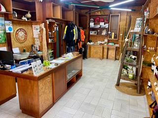 Lloguer Local Comercial a Plaça del cóc 18. Local comercial en alquiler