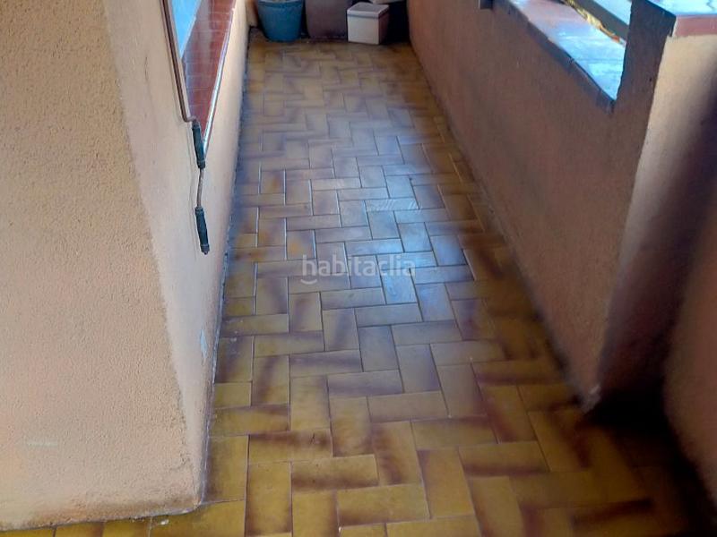 Foto 0b464c03-ef74-4946-832e-4474e8c6f3cf. Piso en emili grahit 57 amplio y luminoso piso en l'eixample, el centro empresarial y comercial de la ciudad en Girona