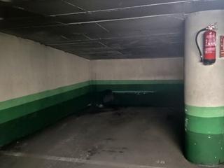 Parking coche en Poeta miguel hernández  2. Vta plaza garaje en pisos azules