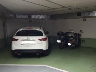 Location Parking voiture à Avenida de barcelona 35. Garaje de coche y motos mas trastero.