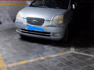 Alquiler Parking coche en Carrer de rogent 1. Alquilo parking en el clot para coche pequeño