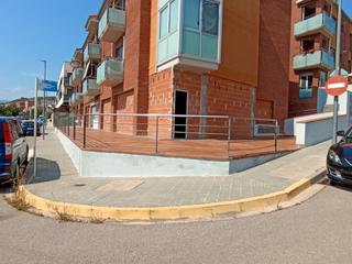 Local Comercial a Carrer alzina 4. Local se puede hacer vivienda!!!