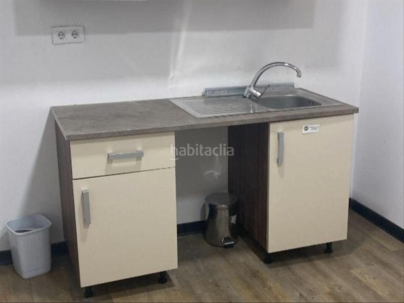 Foto ae628ee7-b781-4754-b9b9-b60b25351088. Affitto locale commerciale in calle san antonio 14 in Albacete